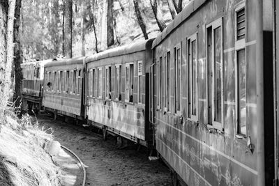 Toy train kalka-shimla route, moving on railway to the hill, toy train from kalka to shimla