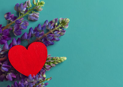 Close-up of heart shape on purple flower
