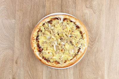 Directly above shot of pizza on table