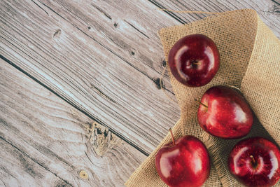 High angle view of apples on table