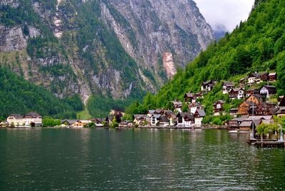 Panoramic view of lake and mountains against sky