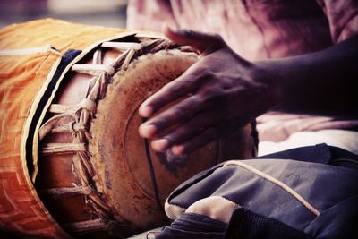 Close-up of man hand