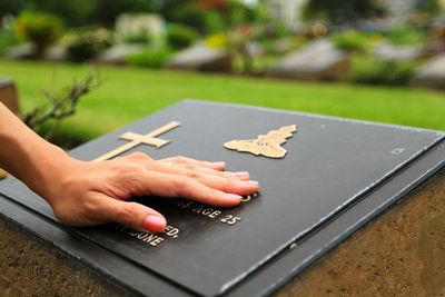 Close-up of human hand