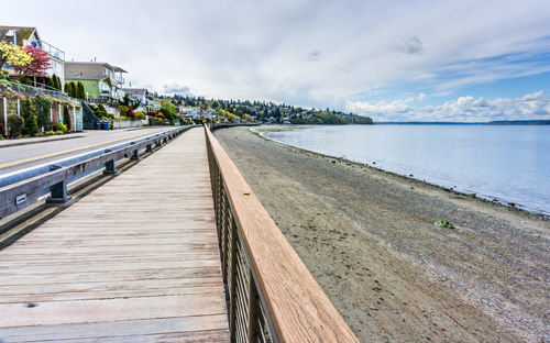 Landscape shot of the boardwalk in redondo beach, washington.