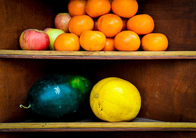 Close-up of apples on table