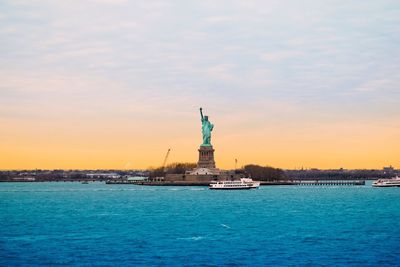 Statue of liberty at waterfront