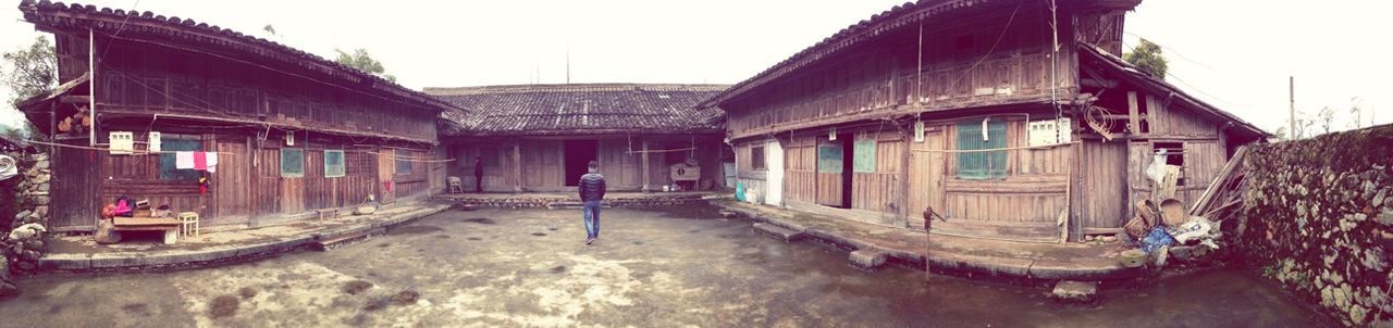 architecture, built structure, building exterior, clear sky, old, abandoned, house, damaged, obsolete, sky, run-down, day, auto post production filter, deterioration, outdoors, building, weathered, residential structure, residential building, transfer print