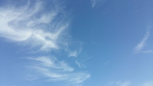 Low angle view of cloudy sky