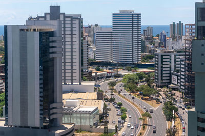 View from the top of buildings and traffic on avenida magalhaes neto in the city of salvador, bahia.