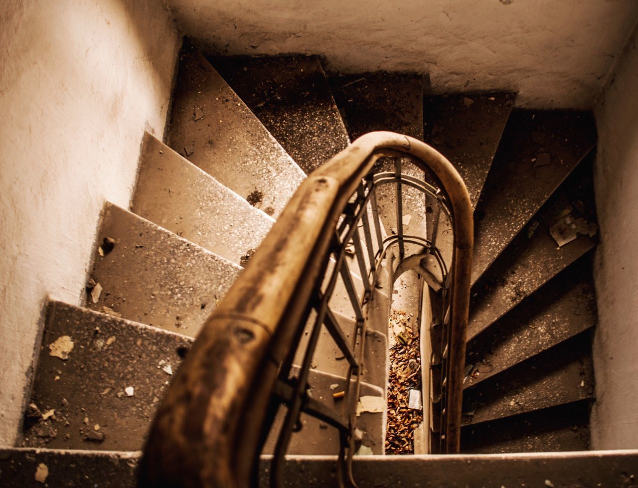 steps and staircases, steps, staircase, railing, indoors, high angle view, metal, spiral staircase, built structure, architecture, stairs, spiral, metallic, wall - building feature, low angle view, no people, day, escalator, close-up, pattern