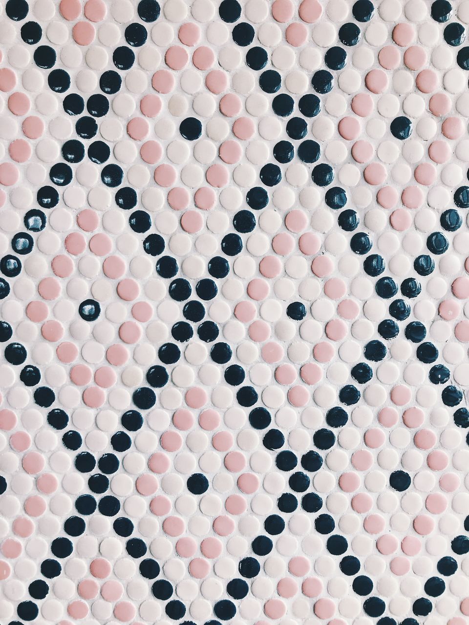FULL FRAME SHOT OF ABSTRACT PATTERN ON BACKGROUND