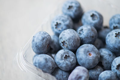Close-up of blueberries in container 