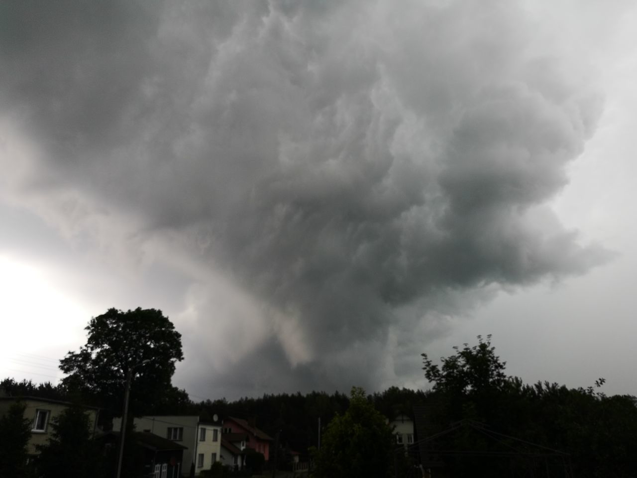 weather, tree, sky, cloud - sky, storm cloud, storm, nature, thunderstorm, no people, low angle view, beauty in nature, scenics, outdoors, day, lightning