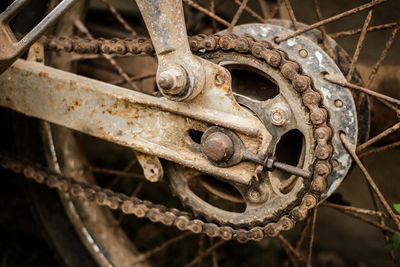 Close-up of rusty spoke