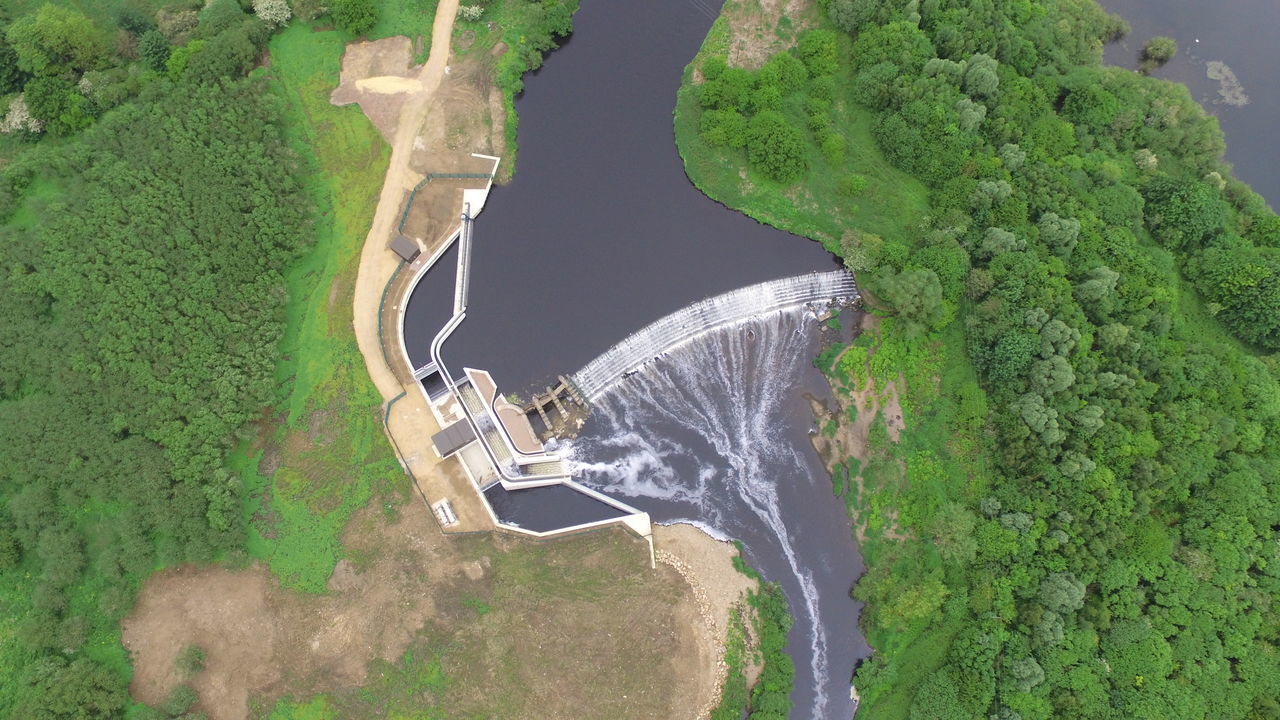 HIGH ANGLE VIEW OF FARM