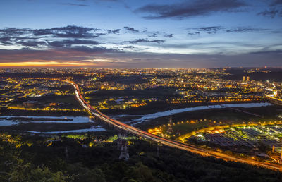 Panorama view of taipei city from kite hill at dusk