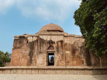 Firoz shah tuglaq madrasa, delhi 