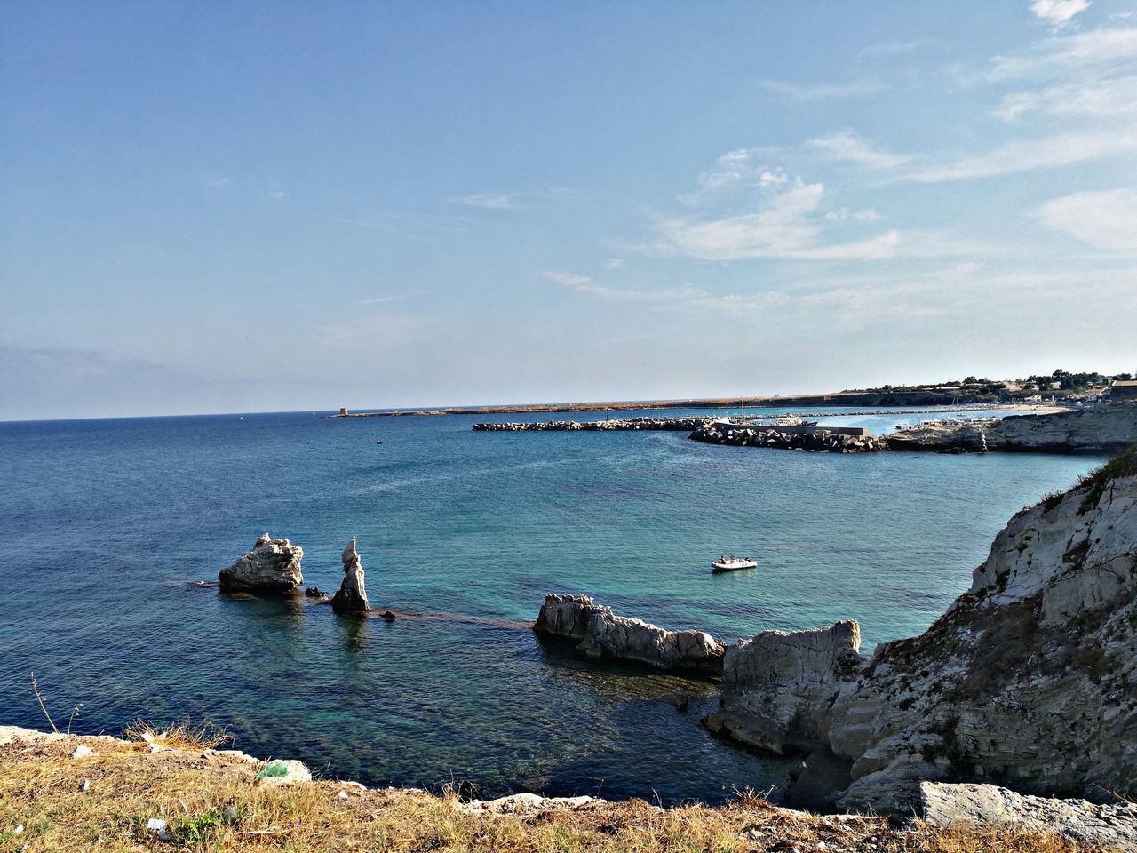 water, sea, sky, nature, beauty in nature, scenics, day, rock - object, tranquil scene, outdoors, tranquility, horizon over water, no people, blue