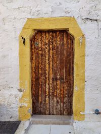 Closed door of life