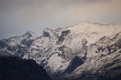 Scenic view of snowcapped mountains against sky snowy peak calafate patagonia argentina 