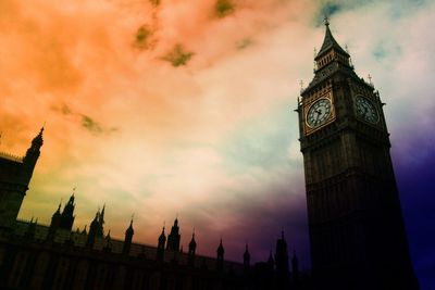 Low angle view of big ben against sky