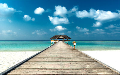 Jetty above the indian ocean