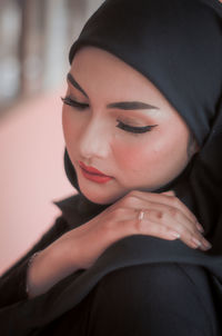 Close up of woman wearing hijjab