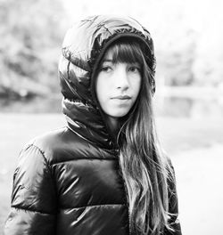 Portrait of beautiful young woman in winter