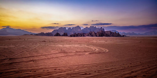Sunset in wadi rum desert. jordan