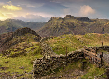 Sunset view of the langdale pikes from lingmoor fell near great langdale