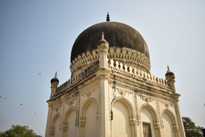 Sultan quli qutb mulk's tomb was built in 1543. seven tombs stock photography image