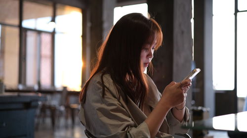 Young girl in coffee