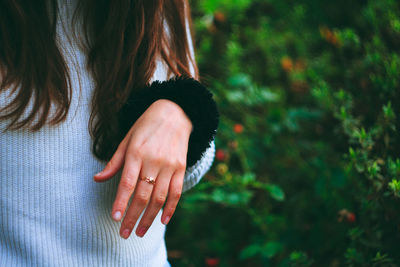 Close-up of woman hand