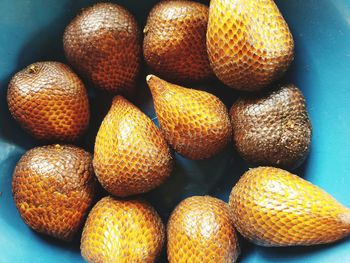 Close-up of oranges