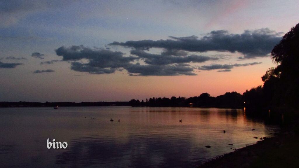 sky, water, sunset, cloud - sky, scenics - nature, beauty in nature, nature, tranquil scene, tranquility, lake, no people, reflection, dusk, tree, waterfront, silhouette, outdoors, plant, idyllic