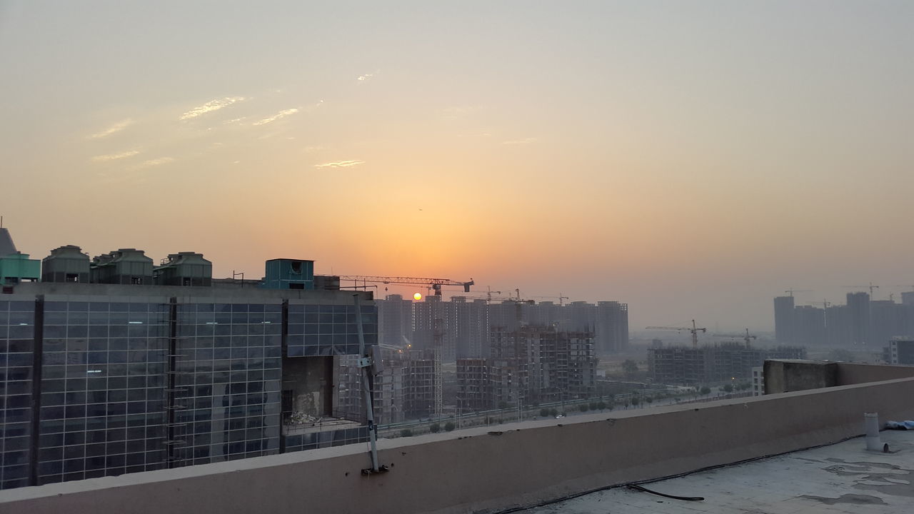 sunset, building exterior, architecture, built structure, city, cityscape, orange color, skyscraper, sky, urban skyline, office building, modern, copy space, clear sky, building, tall - high, tower, city life, residential building, outdoors