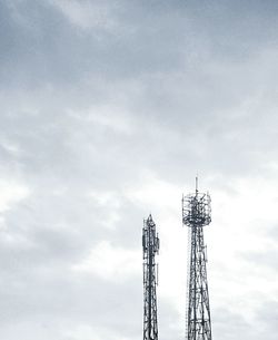 Low angle view of cloudy sky