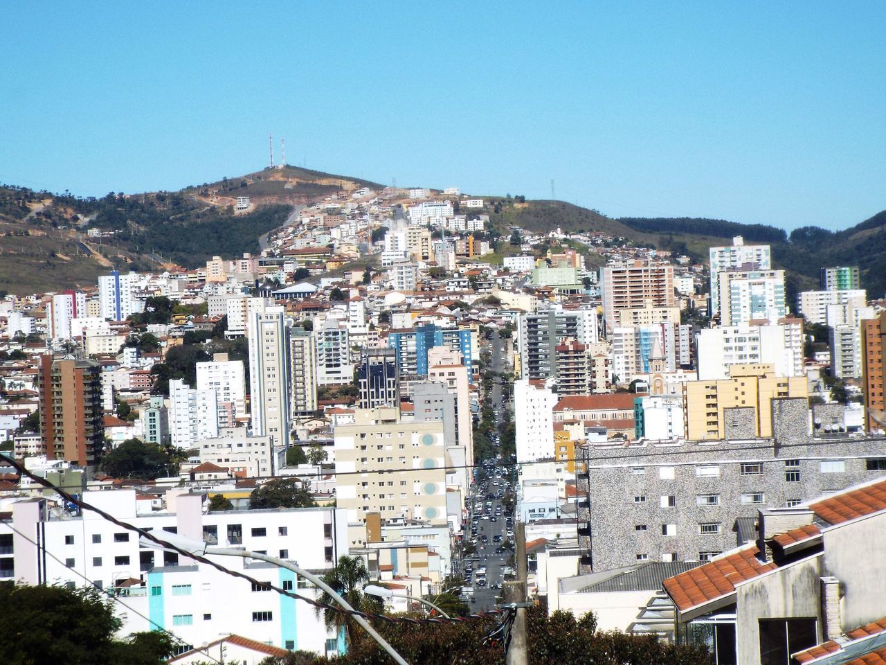 CITYSCAPE AGAINST SKY