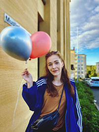 Portrait of a smiling young woman