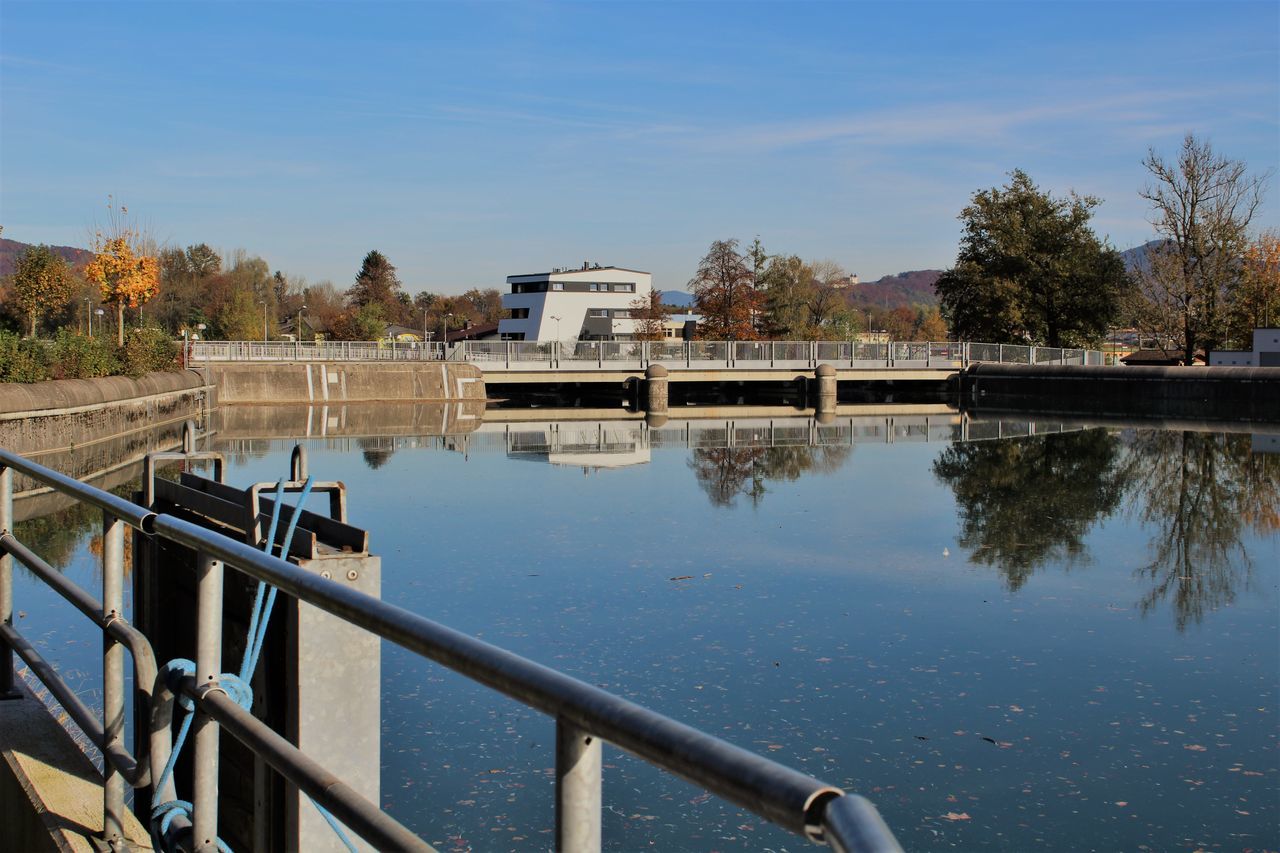 water, tree, built structure, outdoors, no people, sky, day, nature, architecture