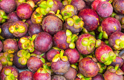 Full frame shot of apples