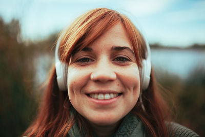 Portrait of smiling young woman