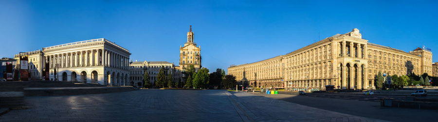 Maidan nazalezhnosti or independence square in kyiv, ukraine, on a sunny summer morning