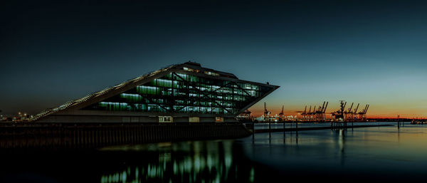 Modern architecture, modelled on the outline of a ship, dockland in the port of hamburg