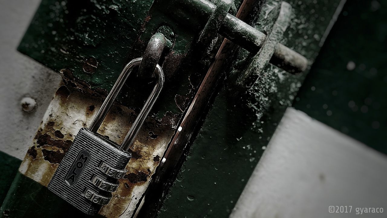 metal, rusty, high angle view, no people, indoors, close-up, day