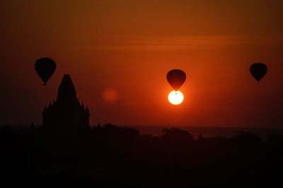 Sunrise at bagan