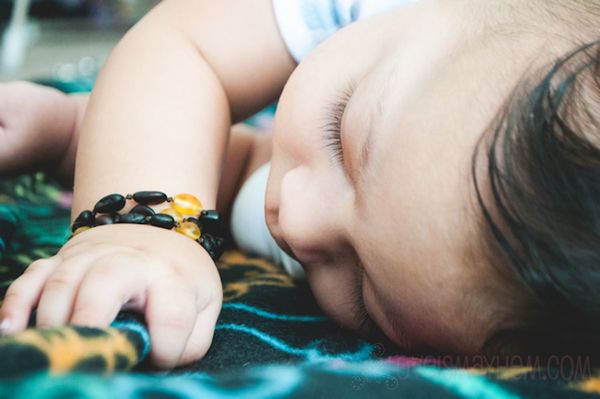 bonding, togetherness, indoors, person, childhood, lifestyles, baby, leisure activity, animal themes, innocence, relaxation, cute, care, close-up, part of, babyhood