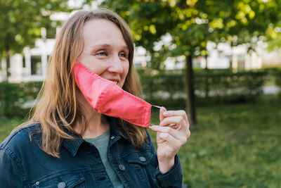 Portrait of a beautiful young woman