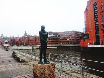 Statue of buildings in city