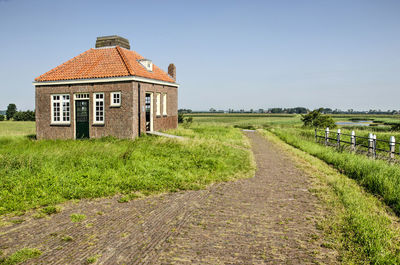 Former wind horn building at schokland